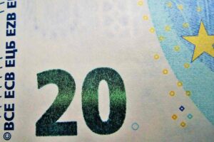 Banconota 20 euro sospetti